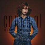 19-04-2002 Nadja Hupscher at studio in Amsterdam, April 19, 2002.

[keywords]Posed, Half Length, Eye Contact[/keywords]